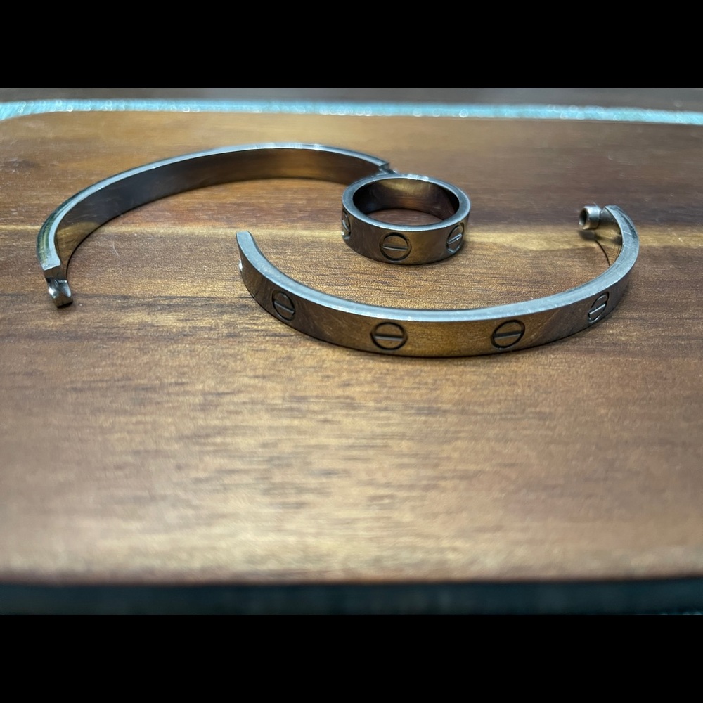 Silver bracelet & ring - Picture 4 of 4
